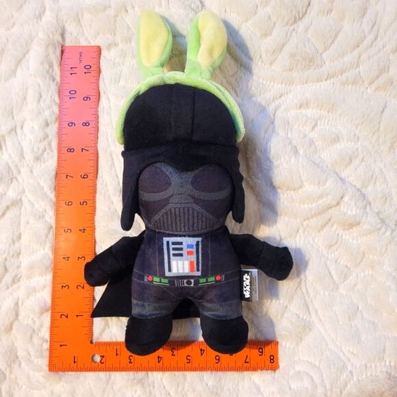 Disney Star Wars Darth Vader Easter Bunny Plush Dog Toy 9" Jumbo Squeaker New - Picture 3 of 8